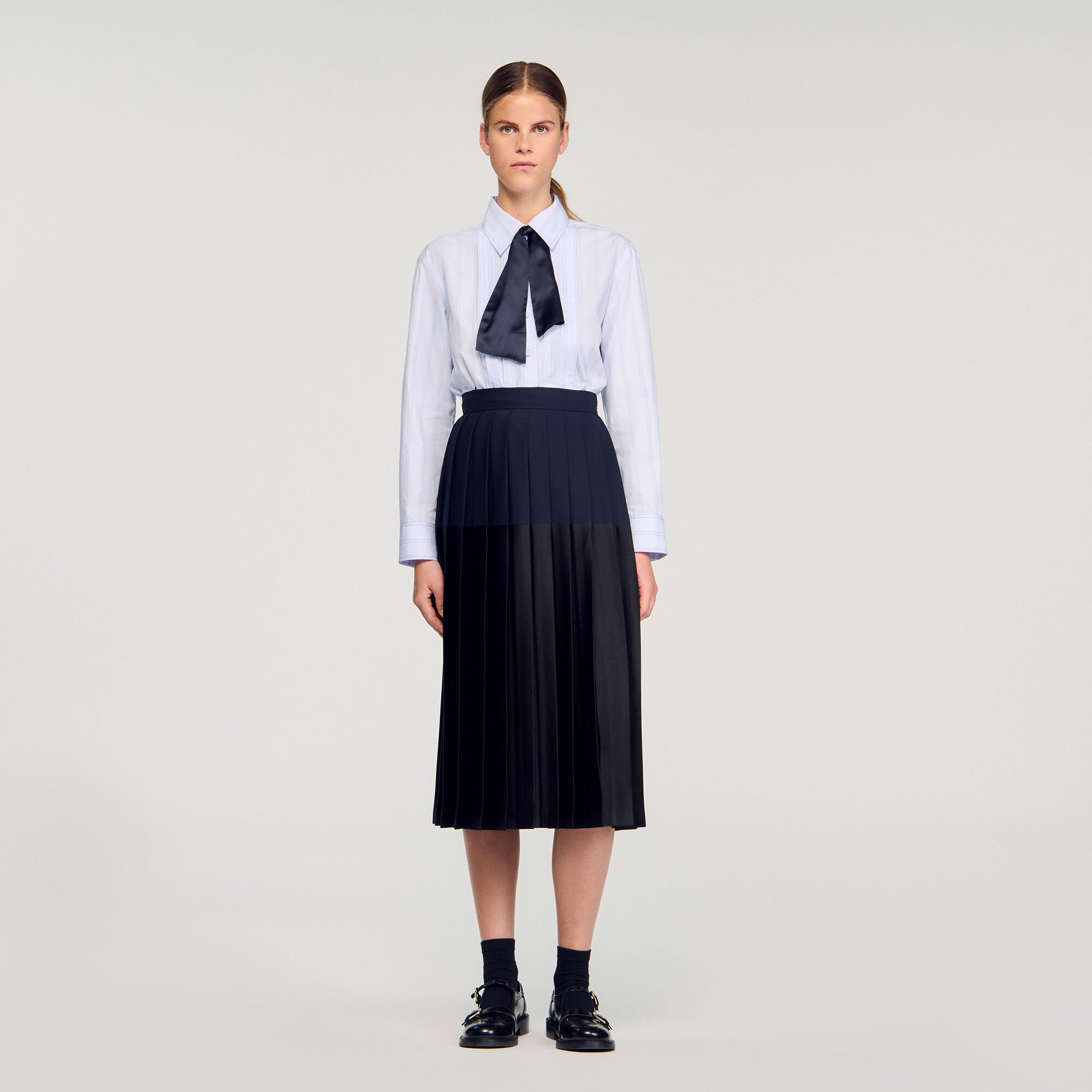 Long pleated skirt
