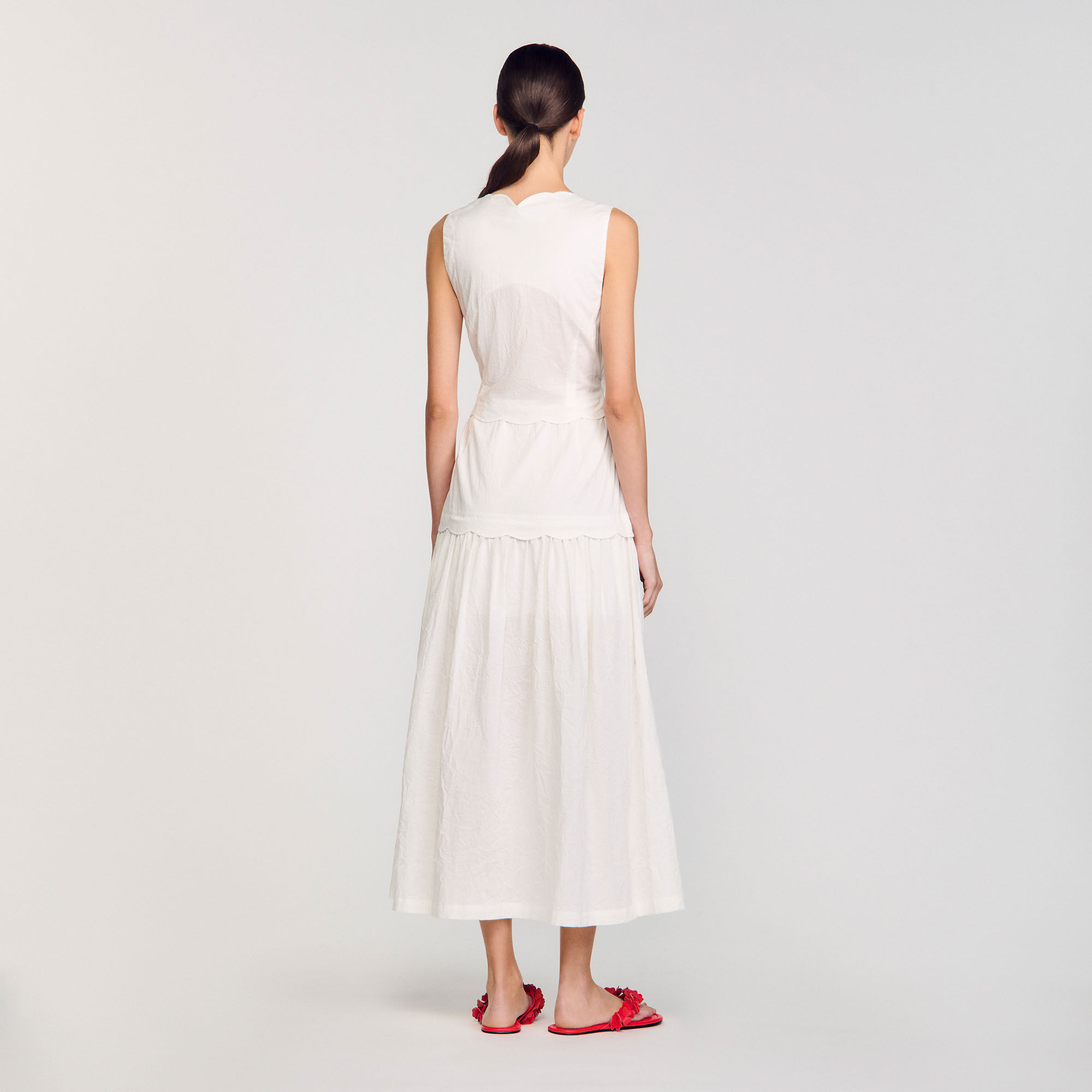 Robe longue froissée à nœud