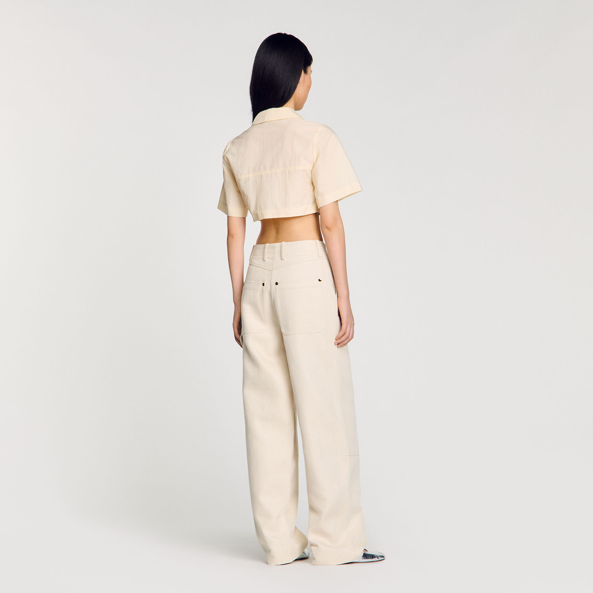 Cropped gathered shirt