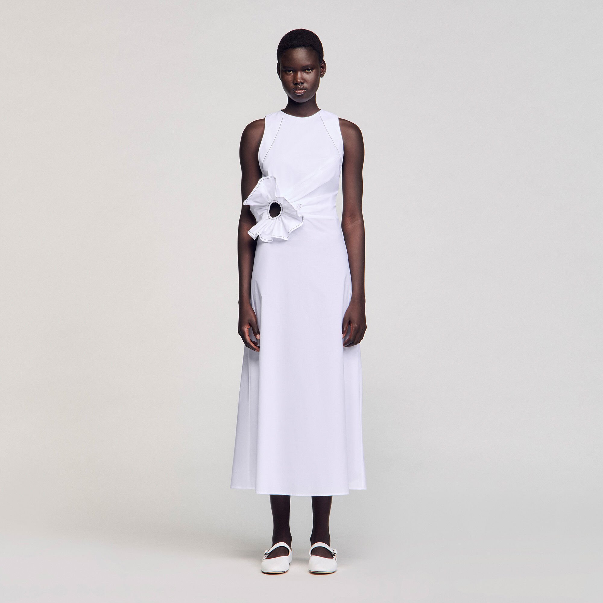 Robe longue à détail volant