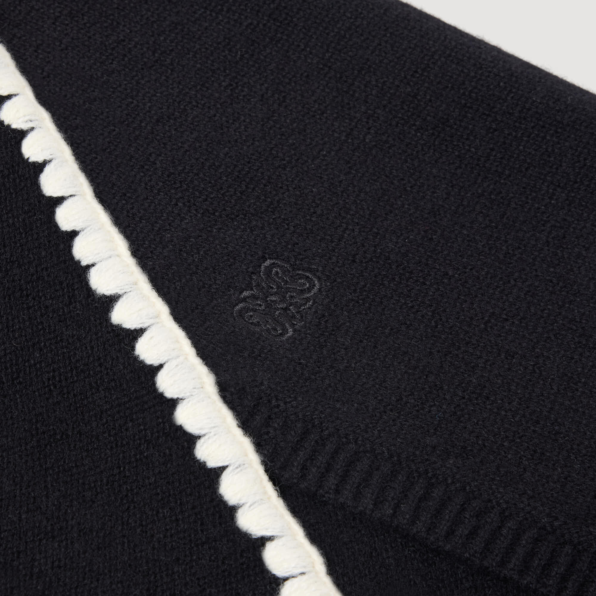Ribbed wool scarf Ribbed wool scarf