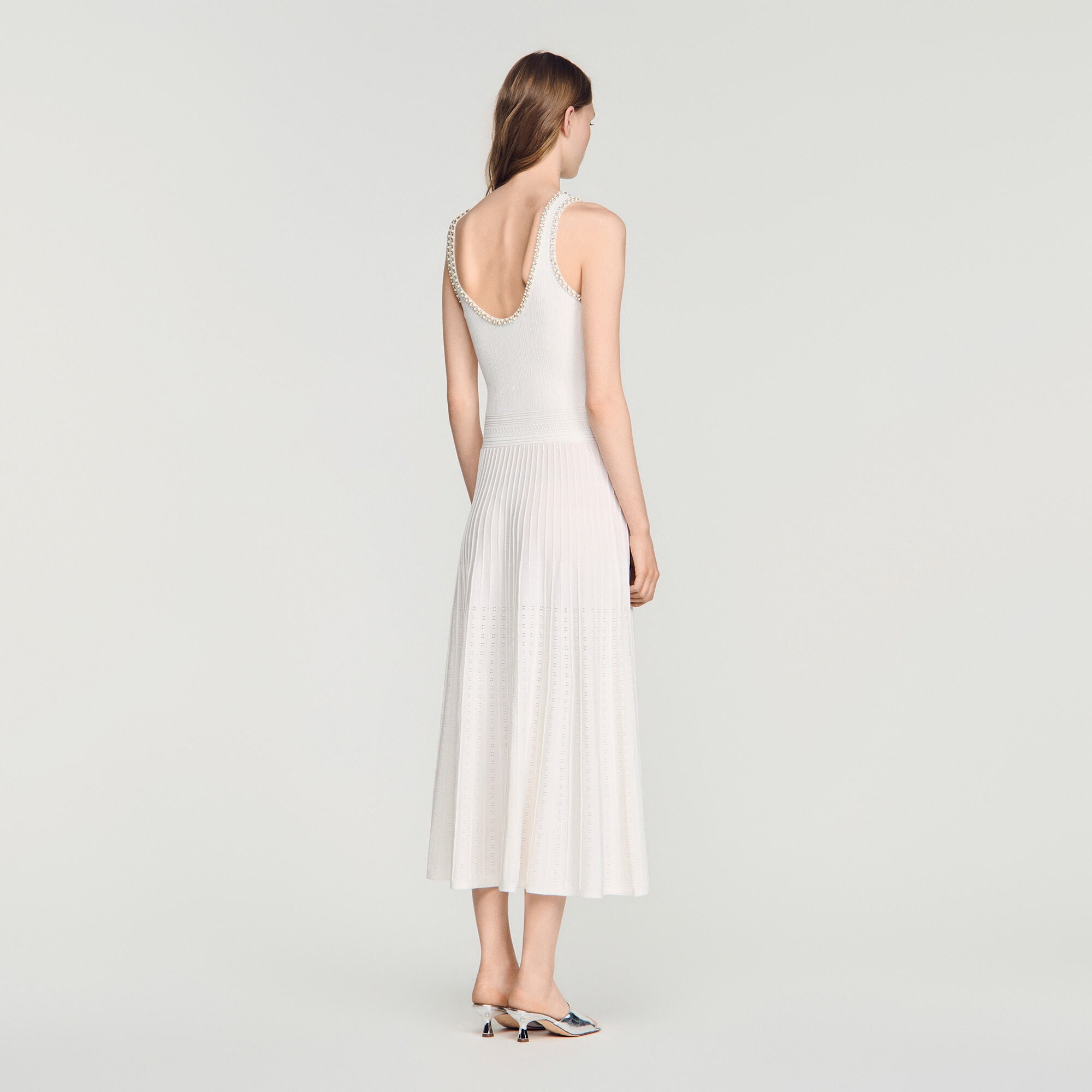 Robe longue en maille strass&eacute;e