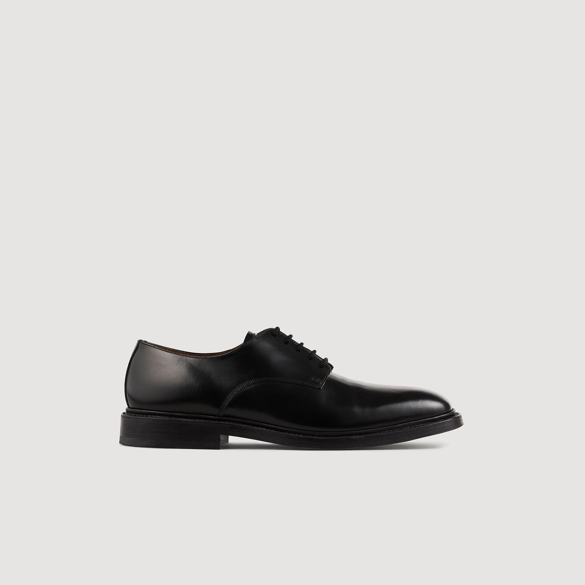 Derby-Schuhe aus glasiertem Leder