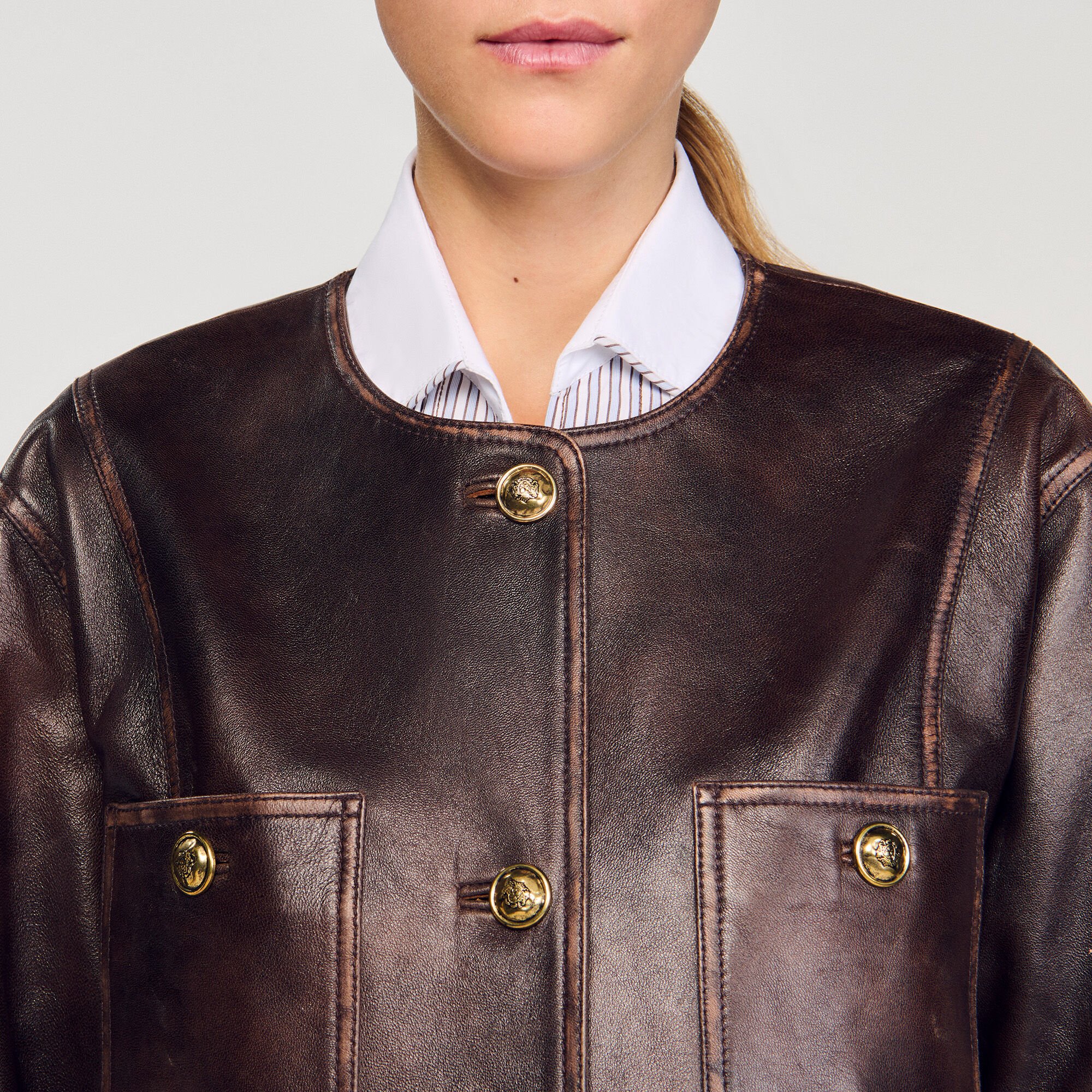 Lange Jacke aus gealtertem Leder