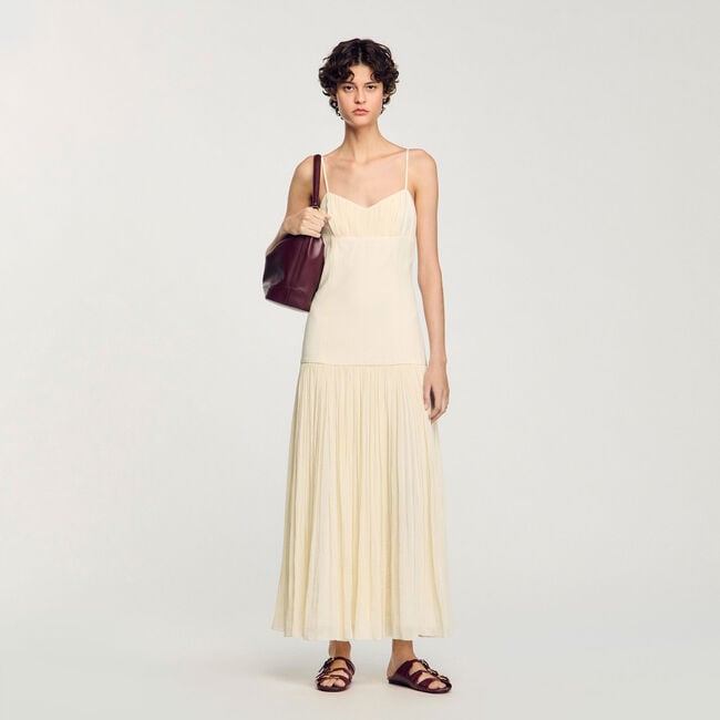 Robe longue plissée