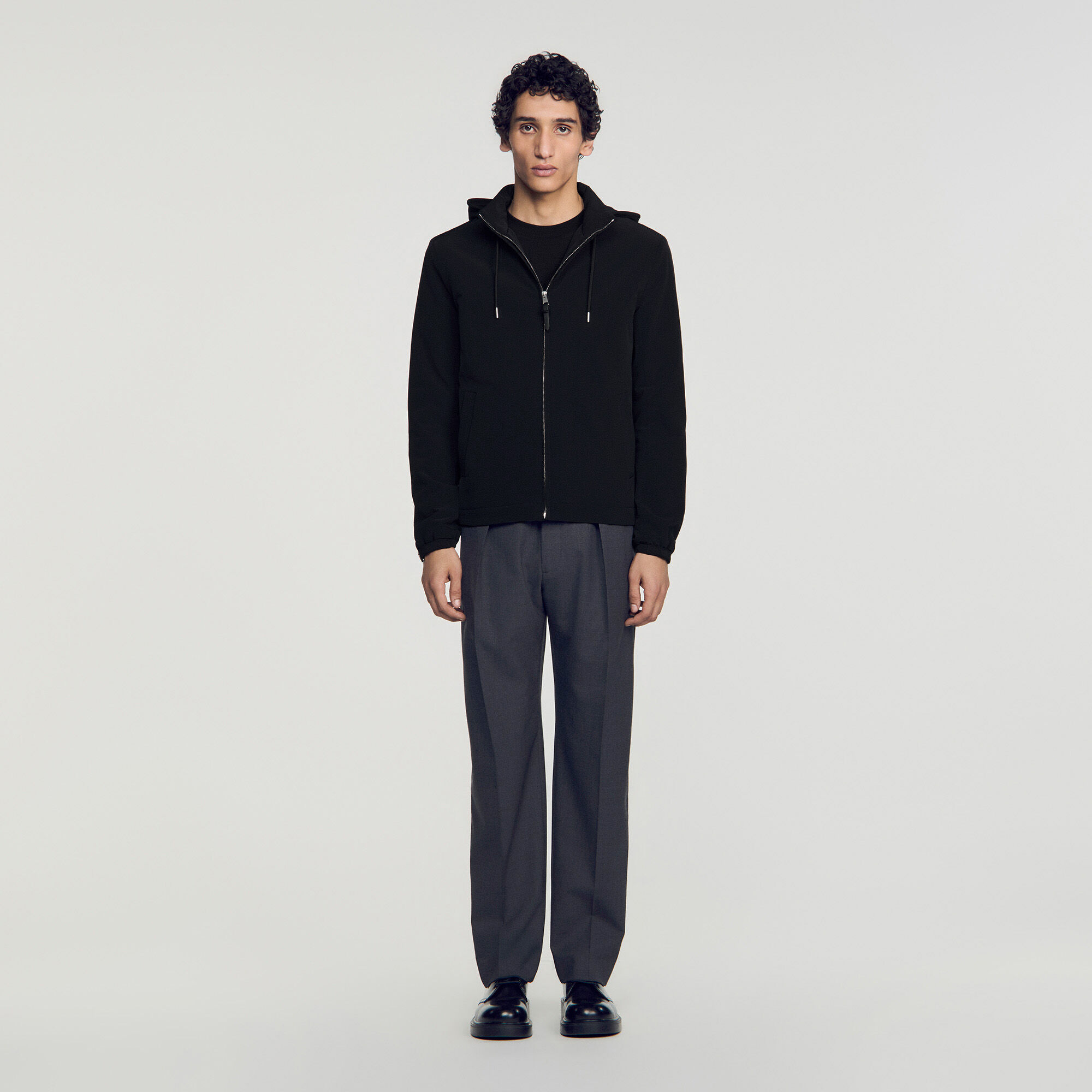 Blouson zipp&eacute; &agrave; capuche