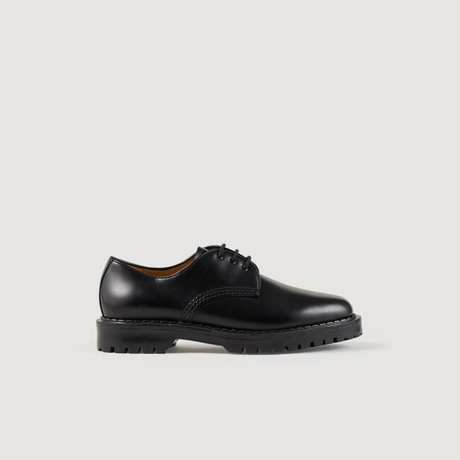 Derby-Schuhe mit Spikes