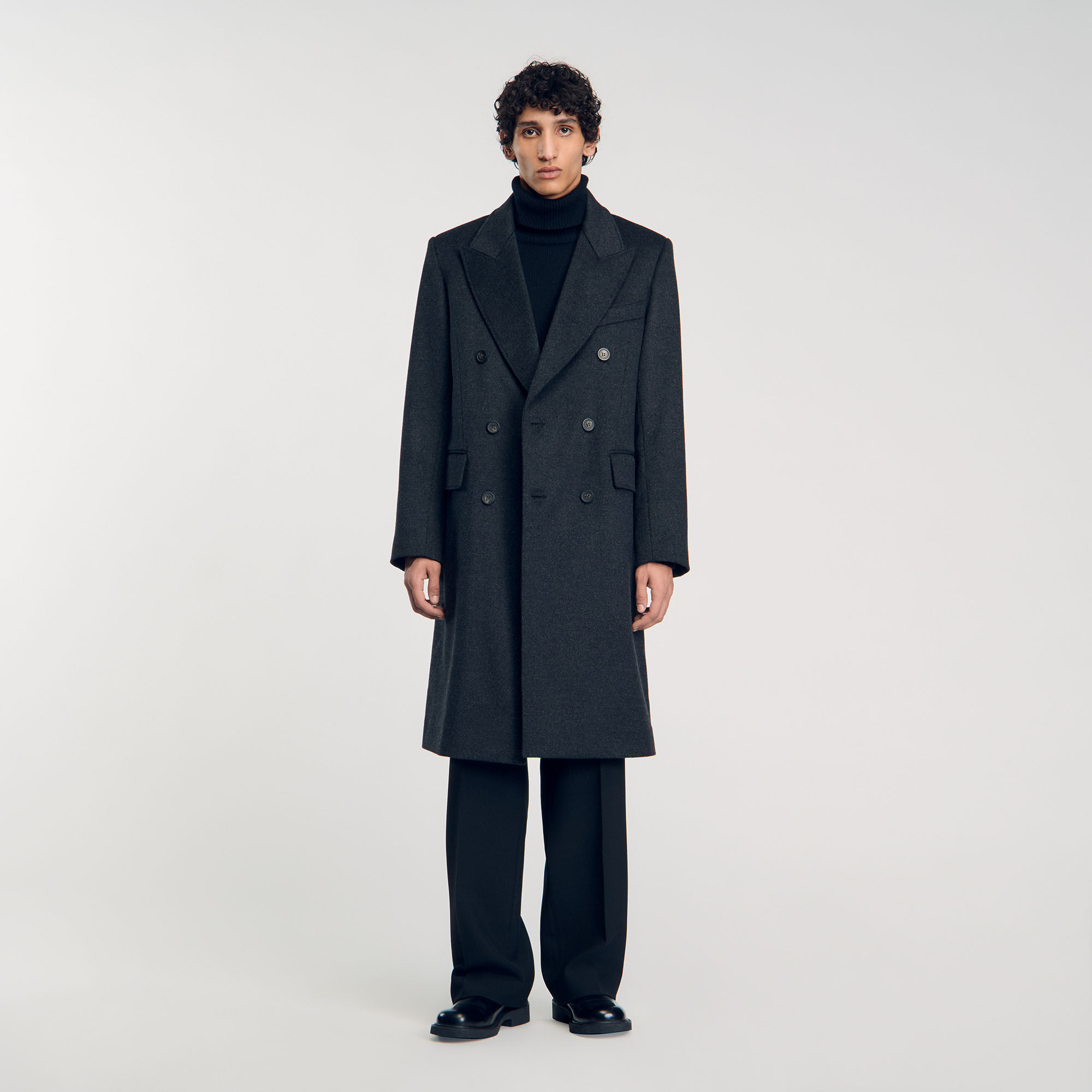 3/4-length double-breasted coat
