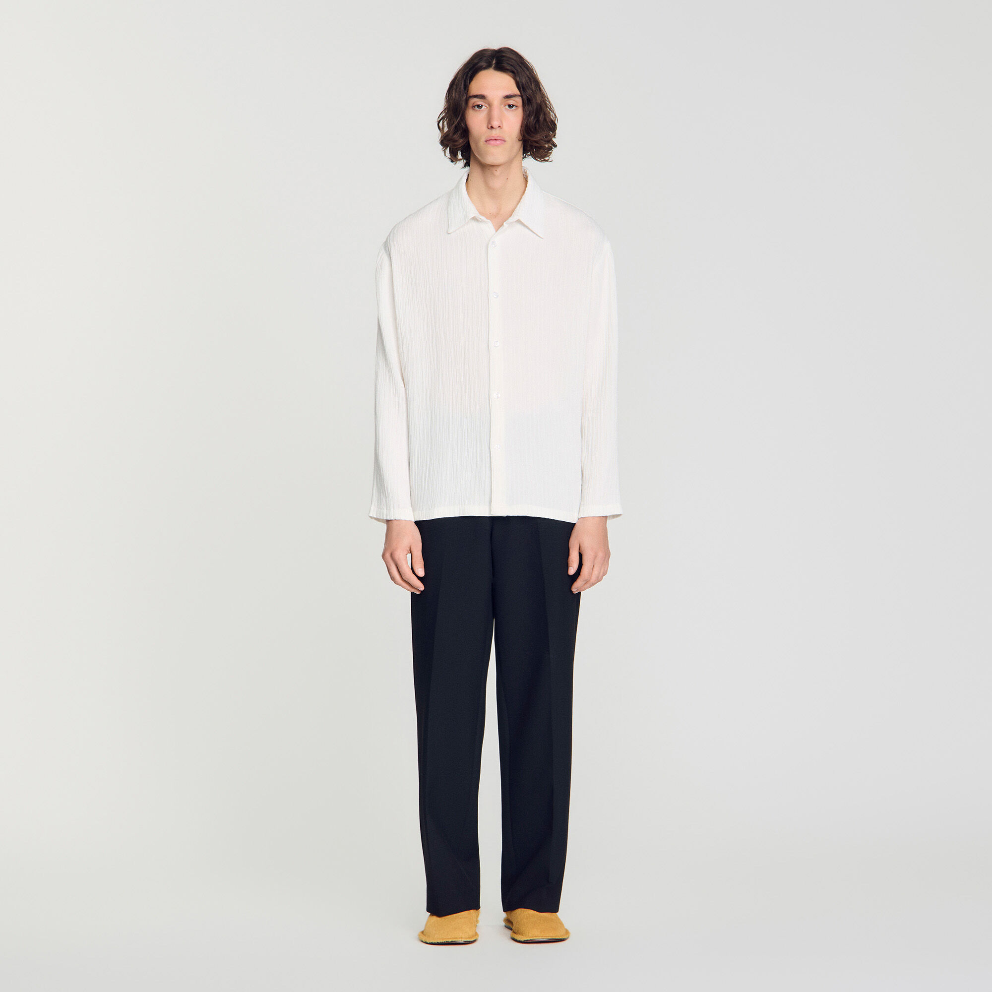 Crinkled loose-fit shirt