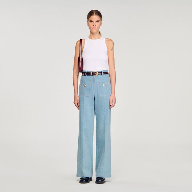 Weite Jeans mit hohem Bund