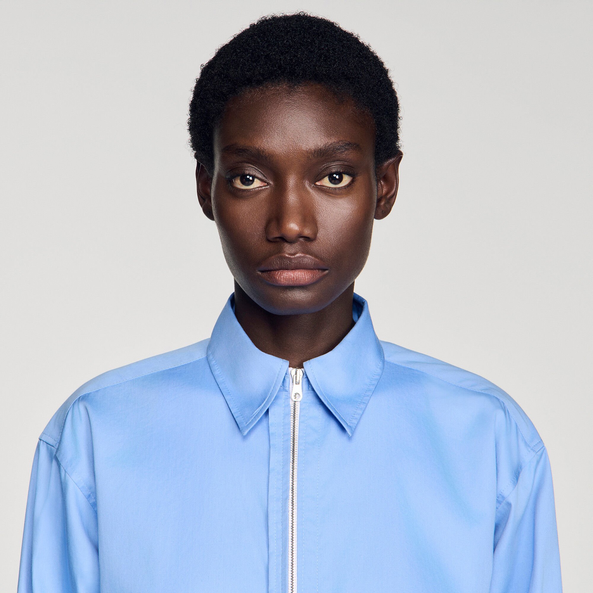 Kurzes Logo-Baumwollhemd mit Zipper