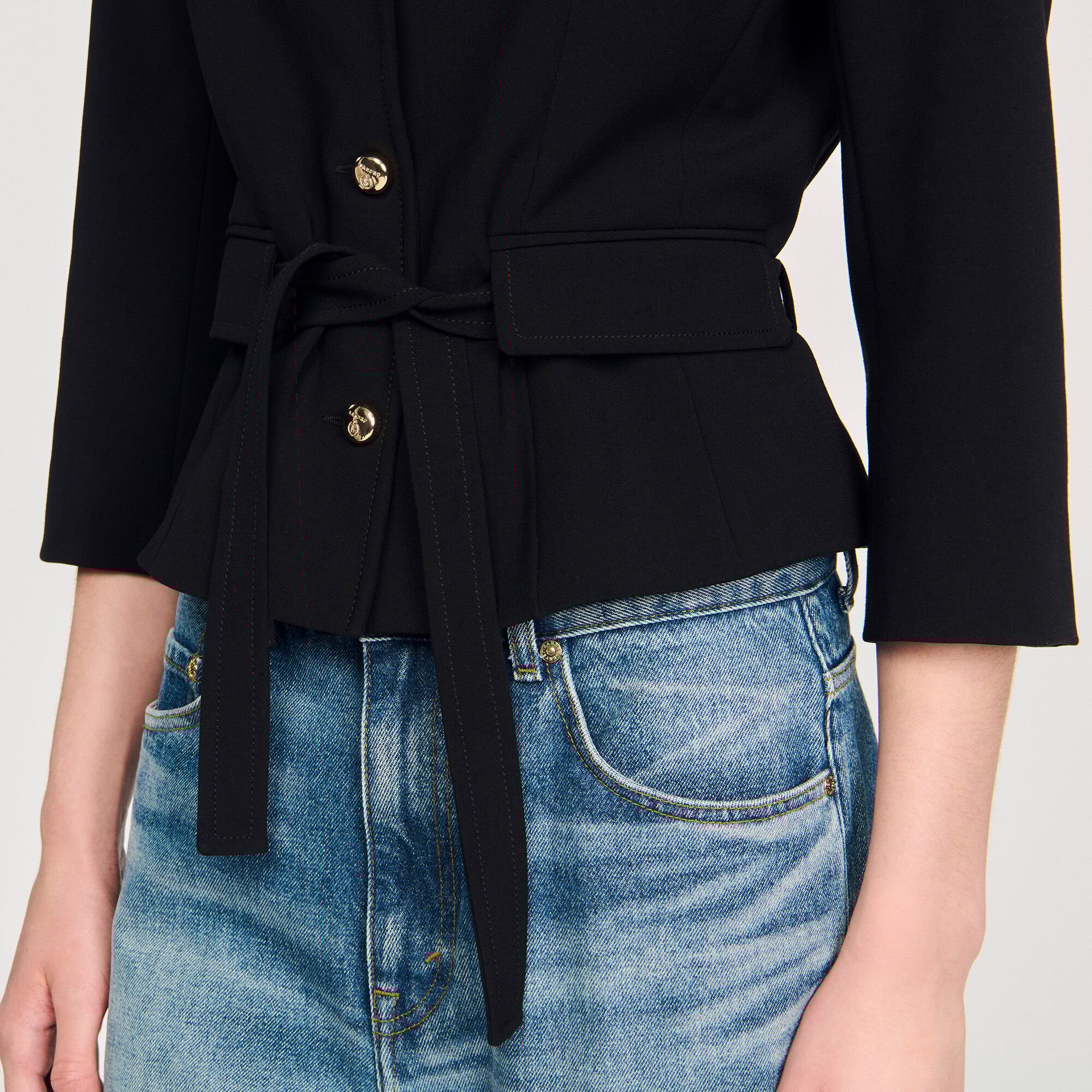 Short tailored jacket