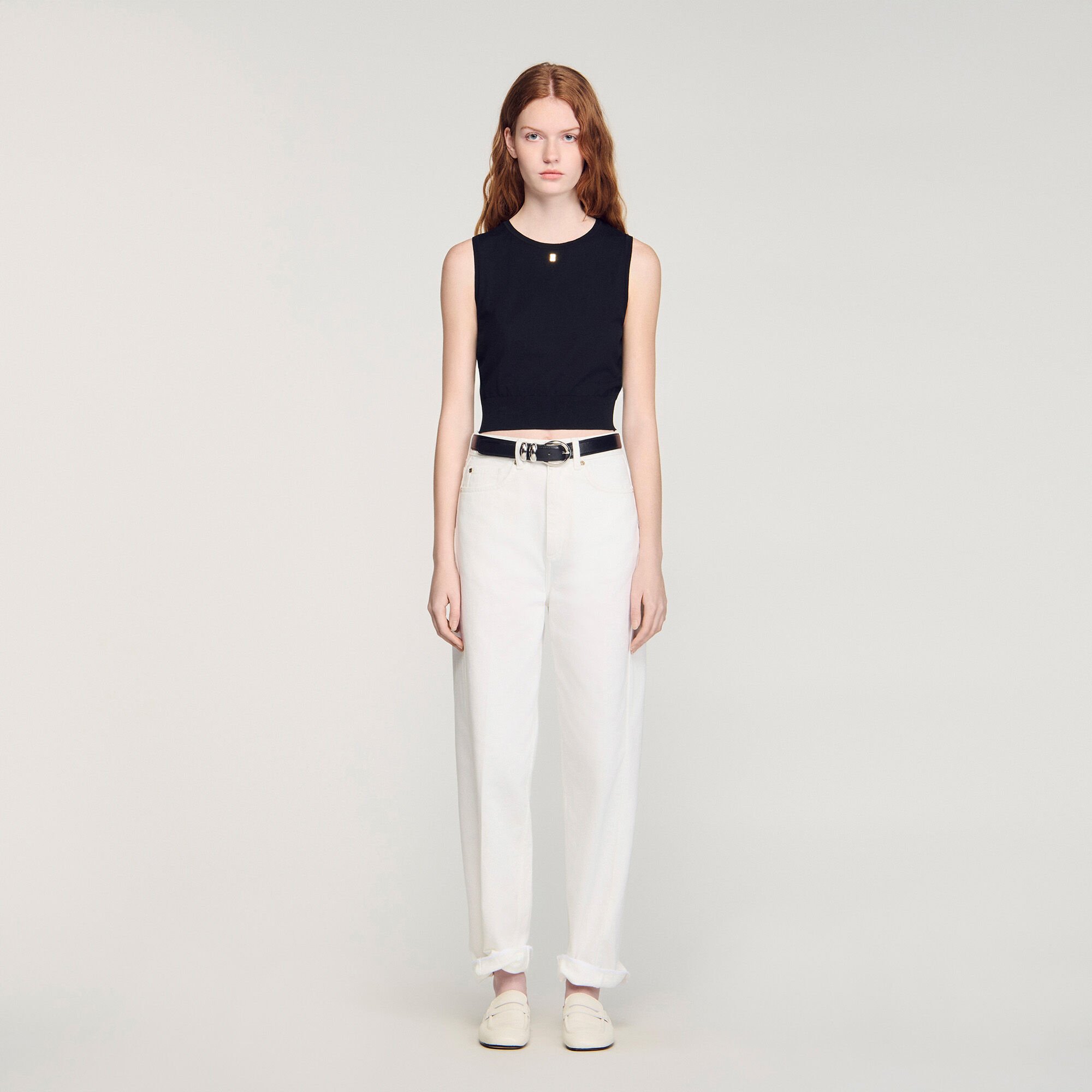 Pull court sans manches en maille