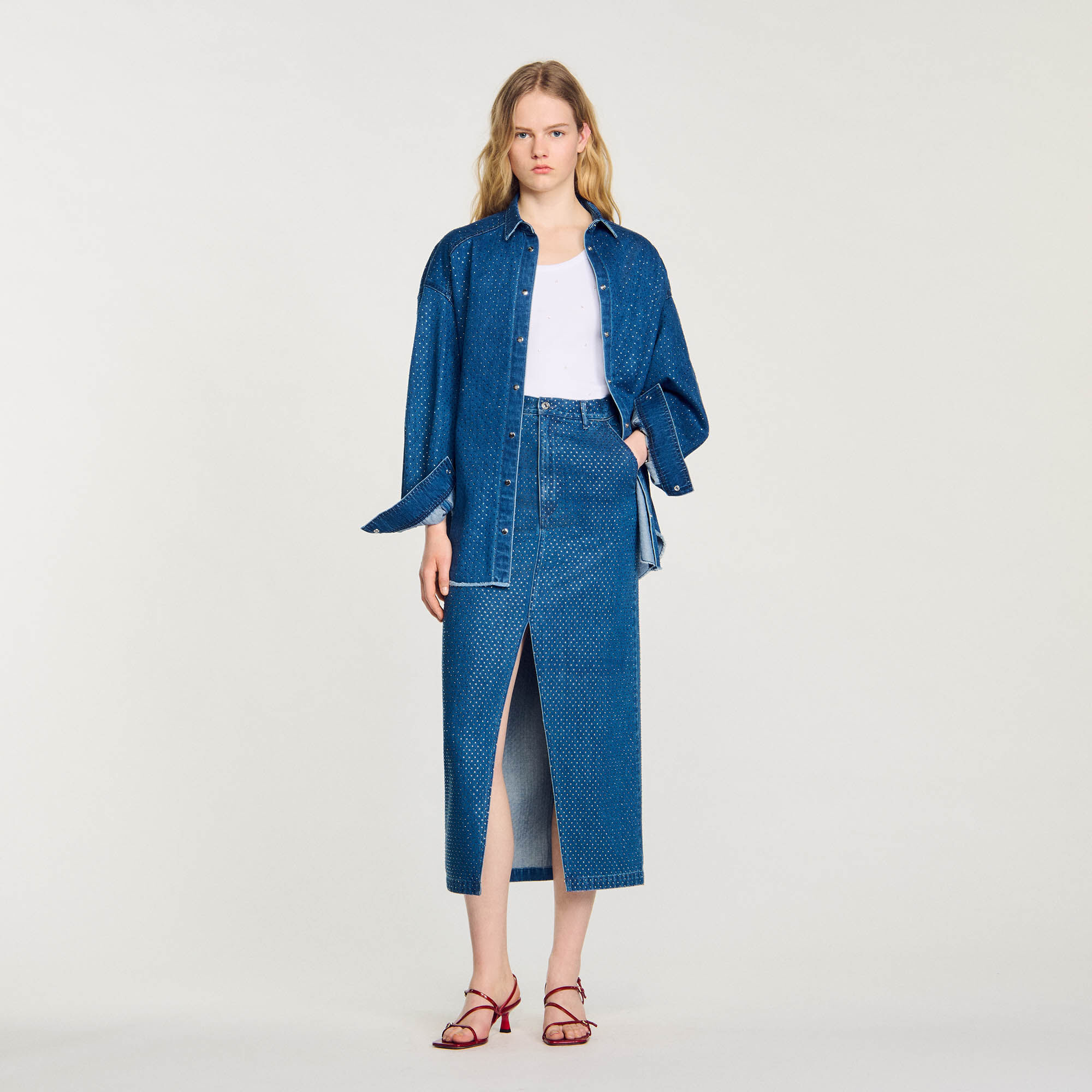 Langer Jeansrock mit Strassbesatz