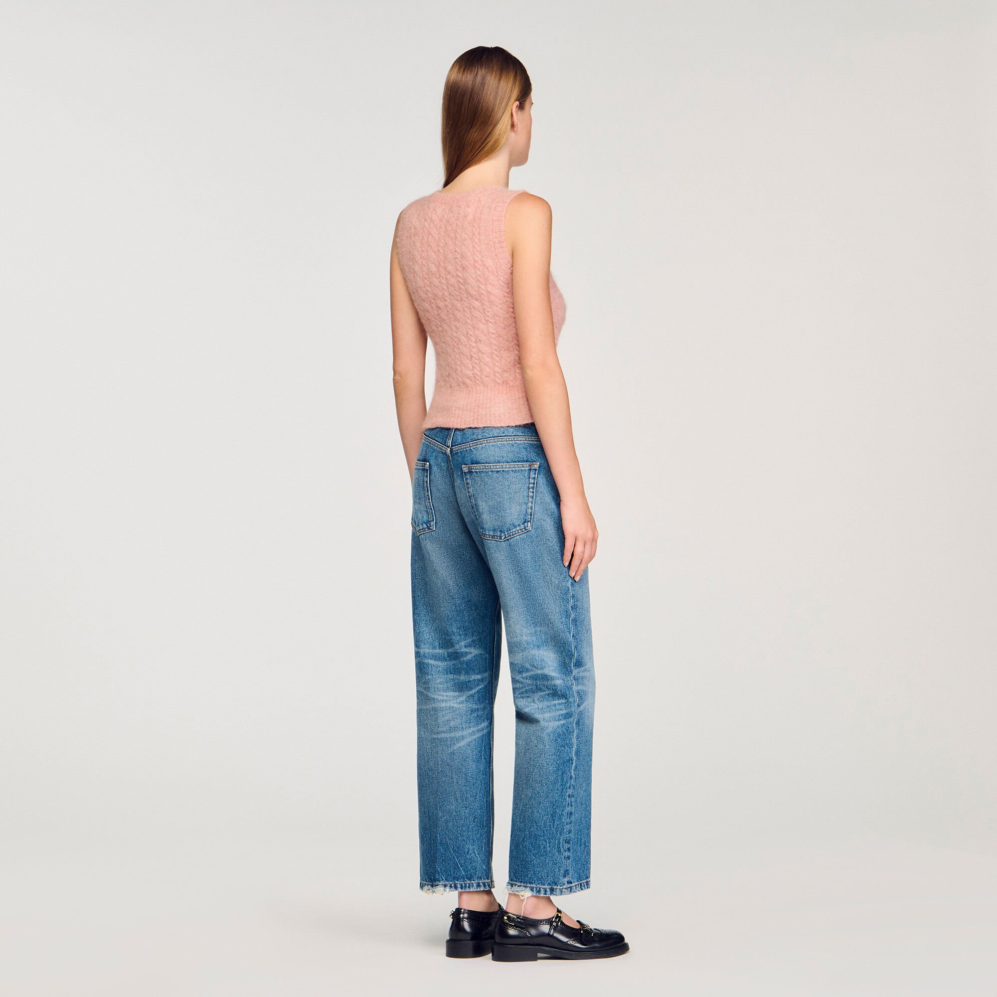 Twisted sleeveless jumper