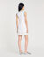 Kurzes Strickkleid mit Volant