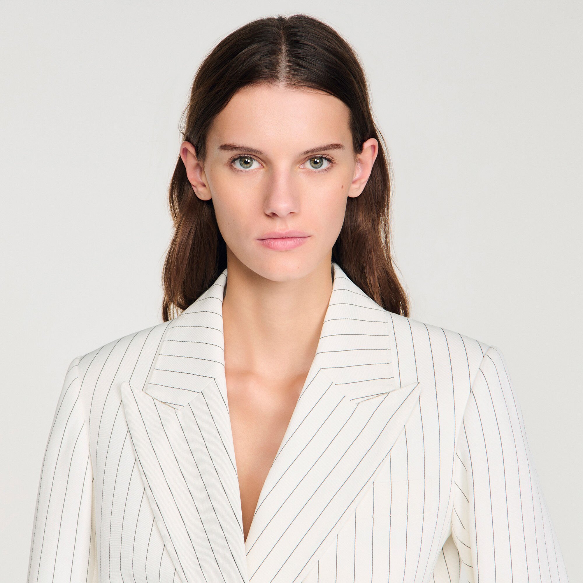 Gestreifter, taillierter Blazer