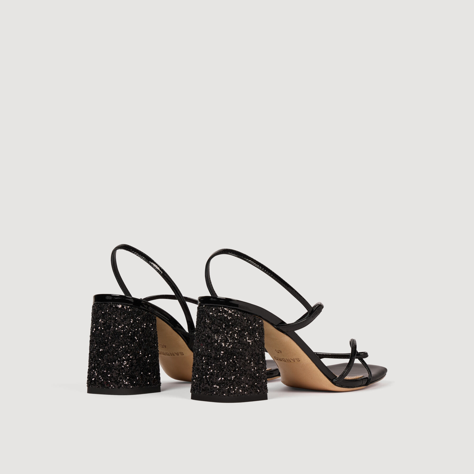 Sandales &agrave; talon paillet&eacute;