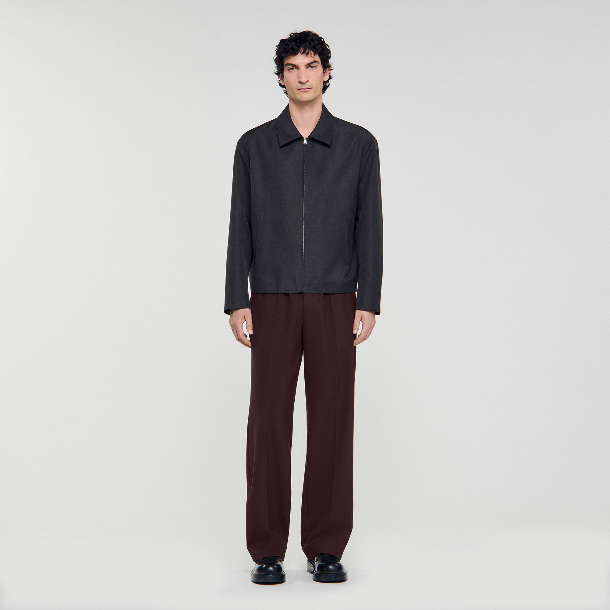 Jacke aus technischem Material