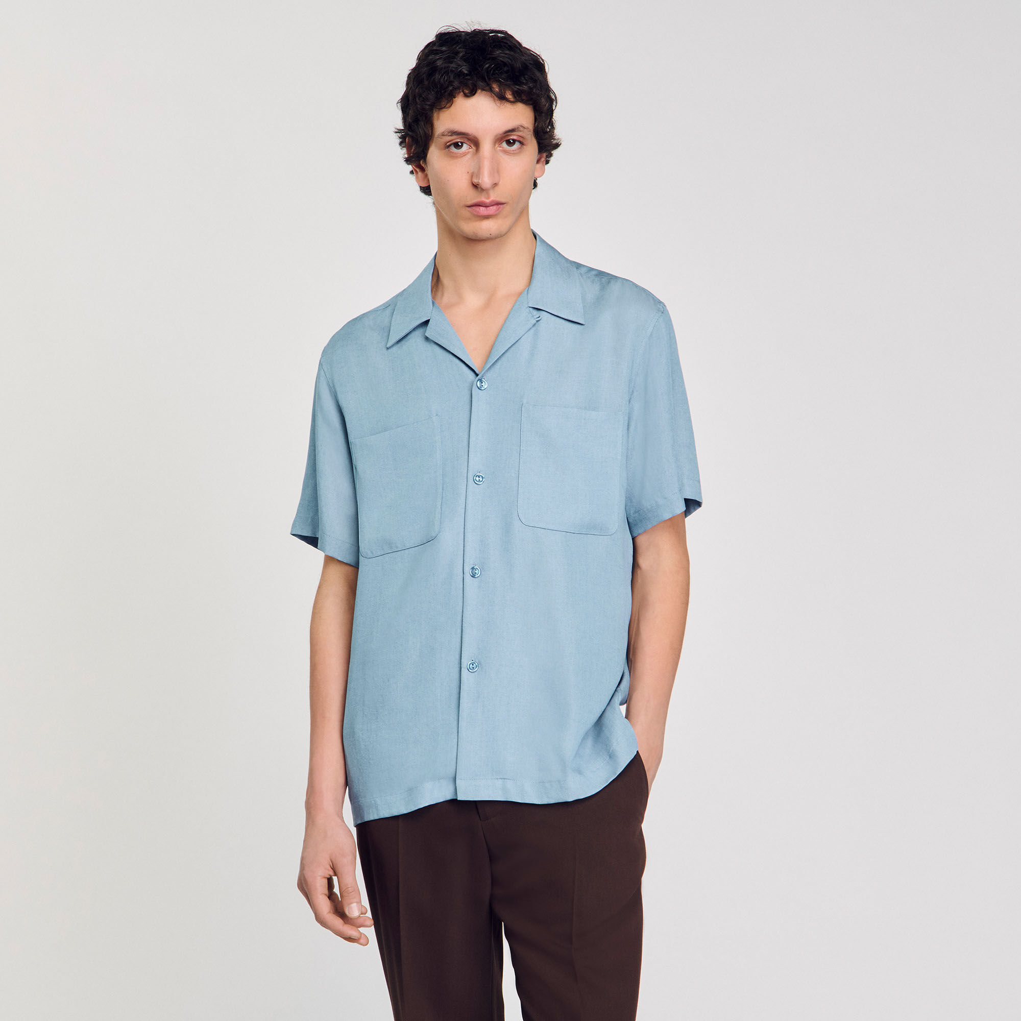 Chemise à manches courtes 