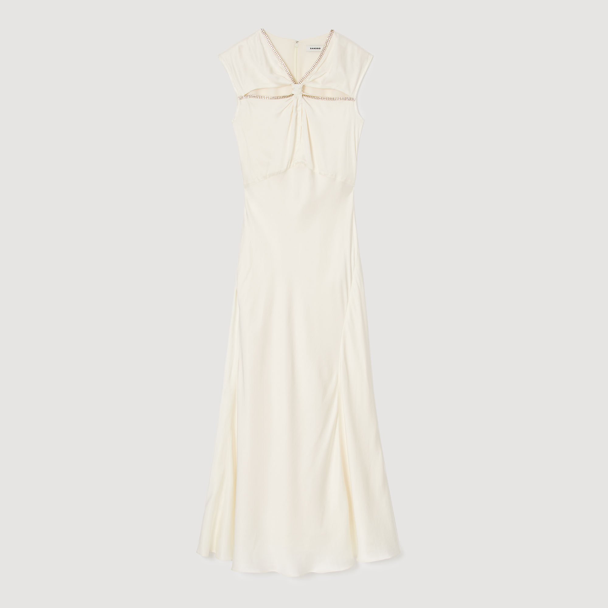 Robe longue satinée strassée