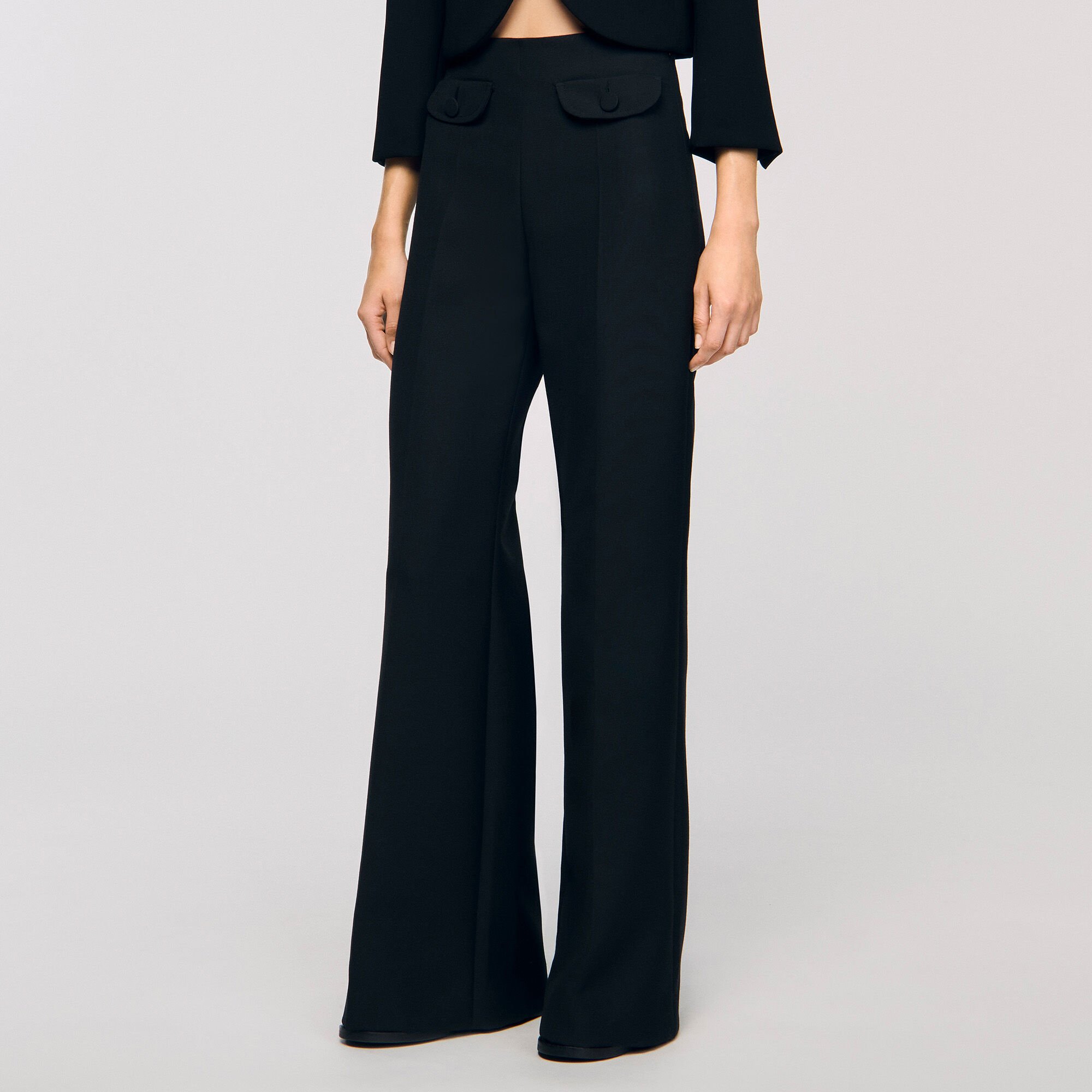 Pocketed trousers