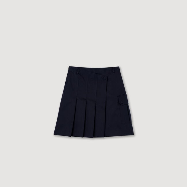 Short asymmetrical pleated skirt