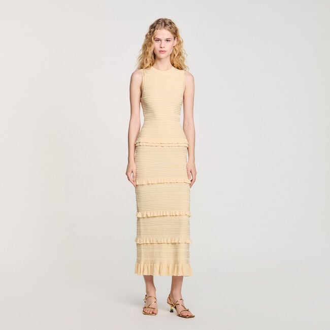 Robe longue en maille à volants