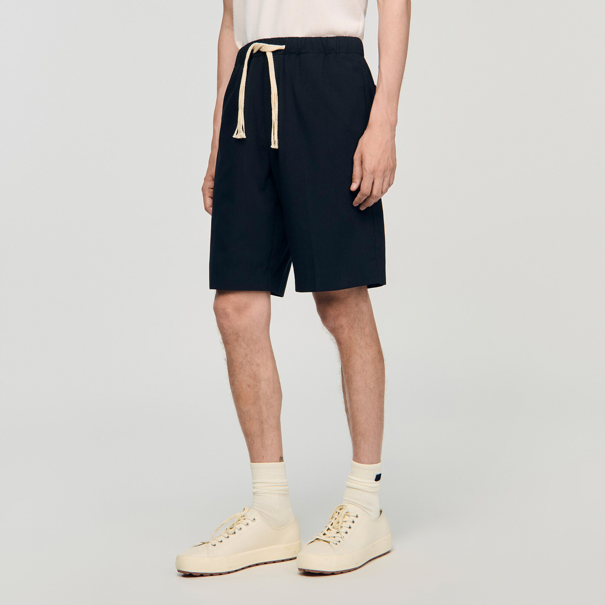 Short en coton à taille élastiqué
