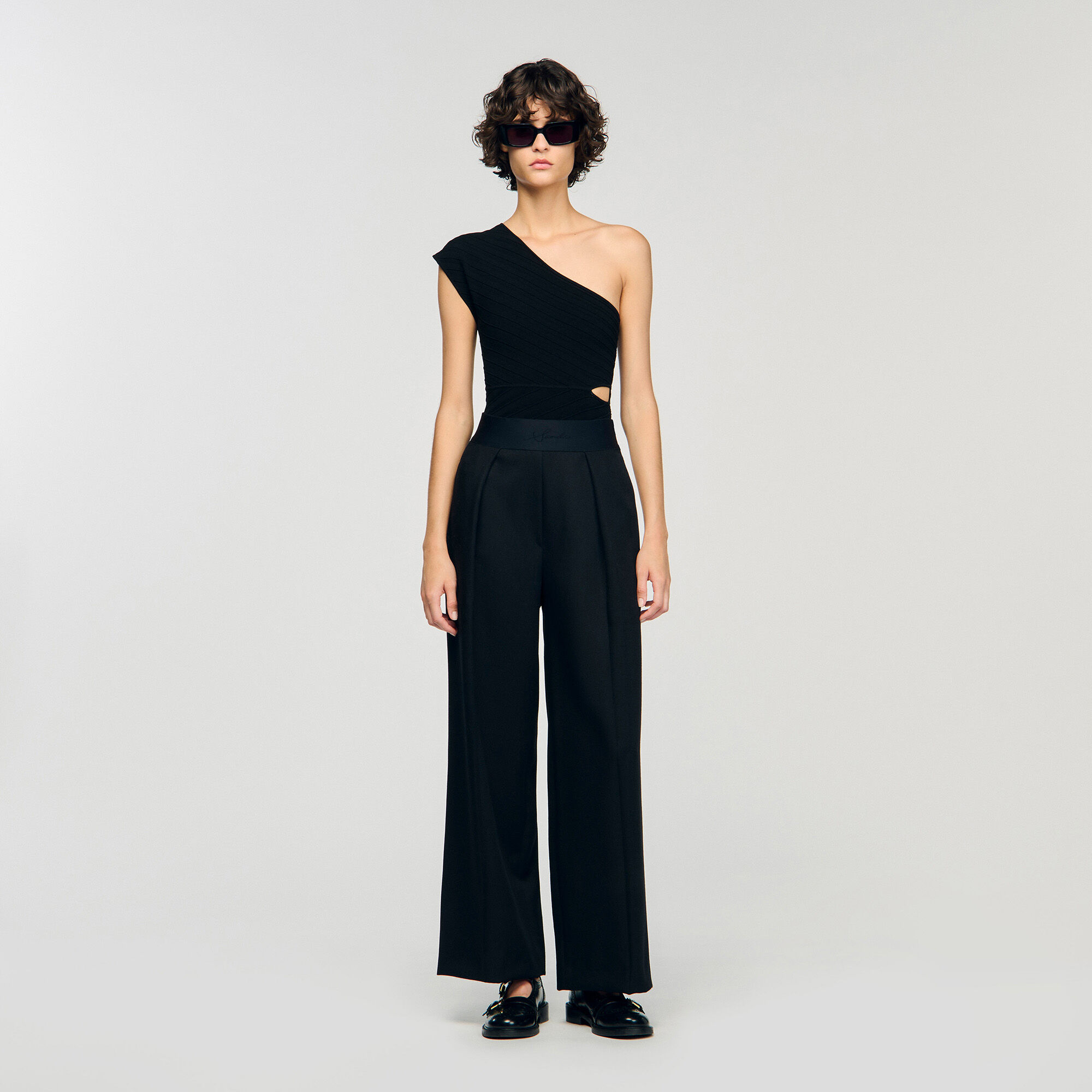 Asymmetrischer Body aus Strick