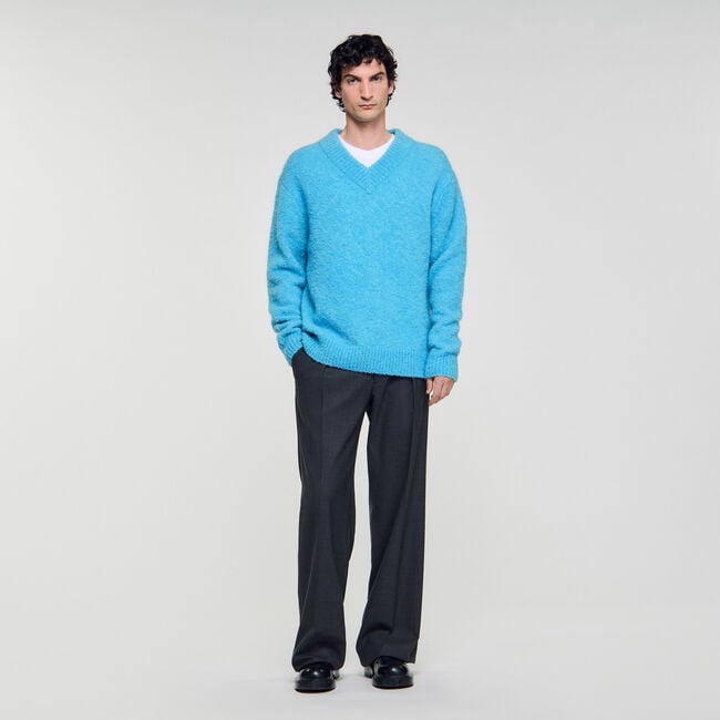V-neck long-sleeve jumper