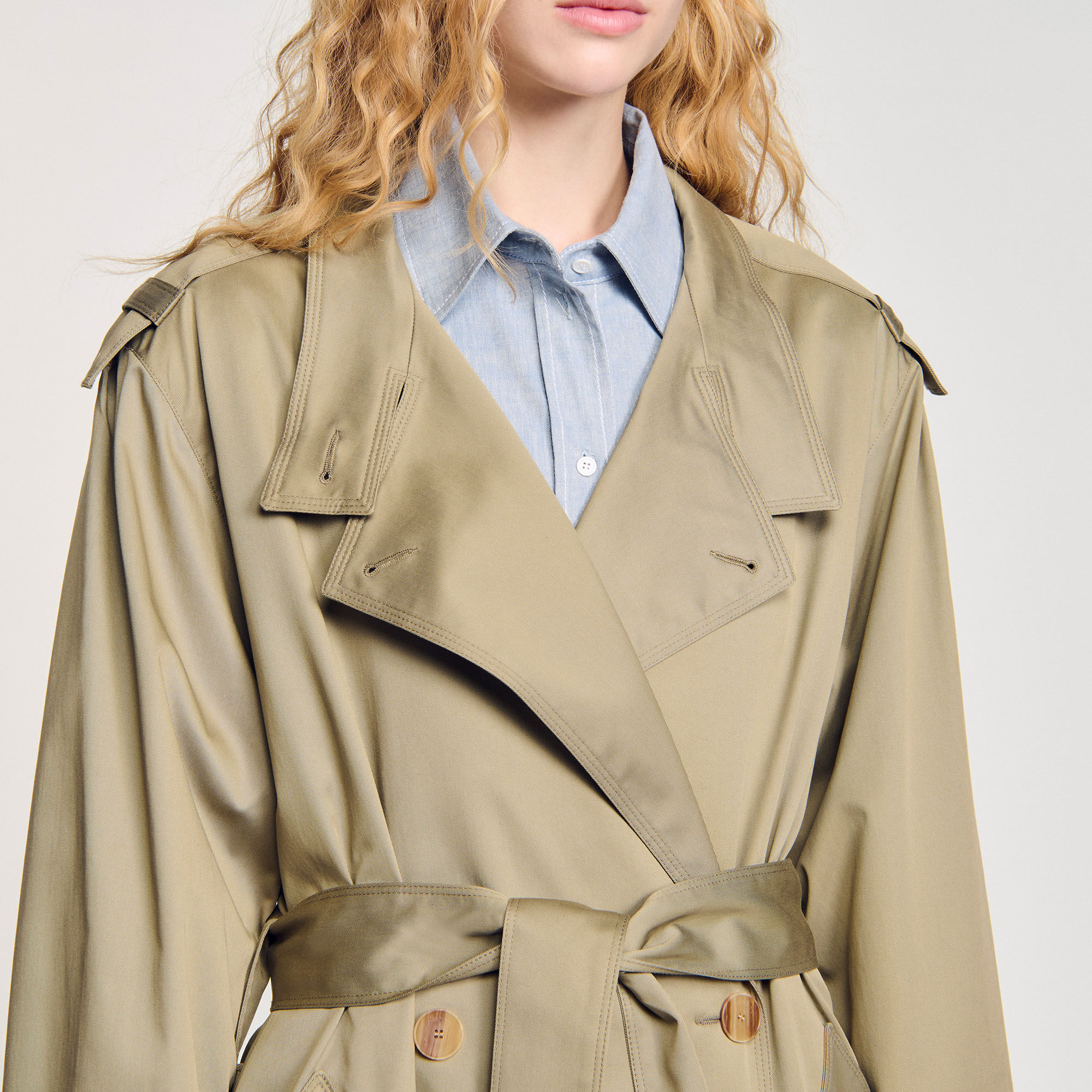 Trenchcoat mit Gürtel