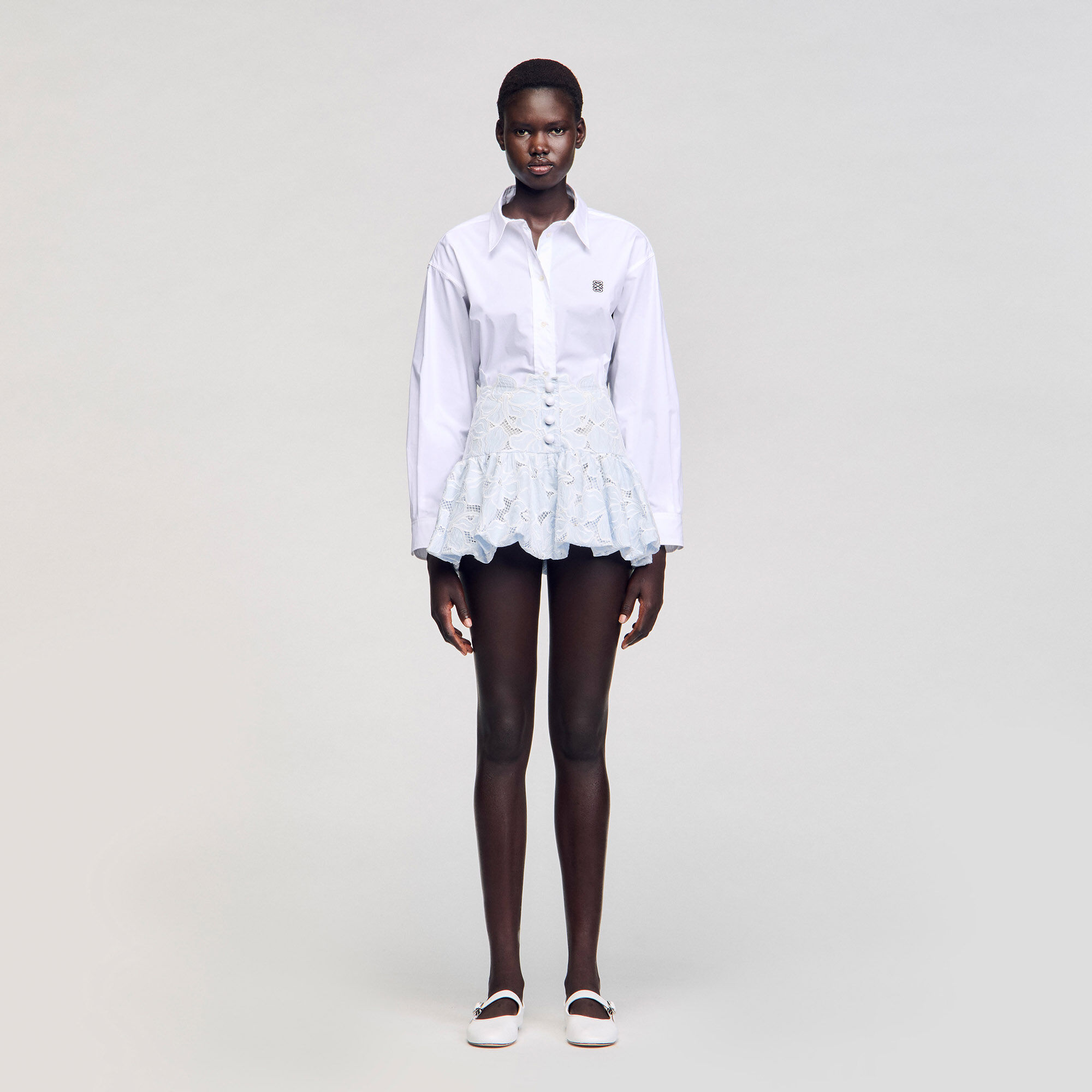 Short guipure skirt
