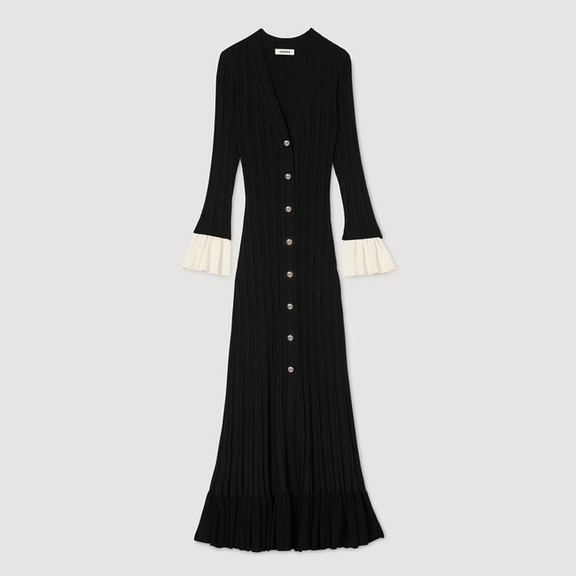 Robe longue en maille avec col V