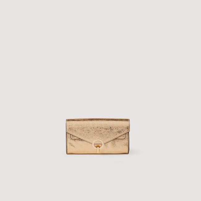 Pochette aus goldfarbenem Leder