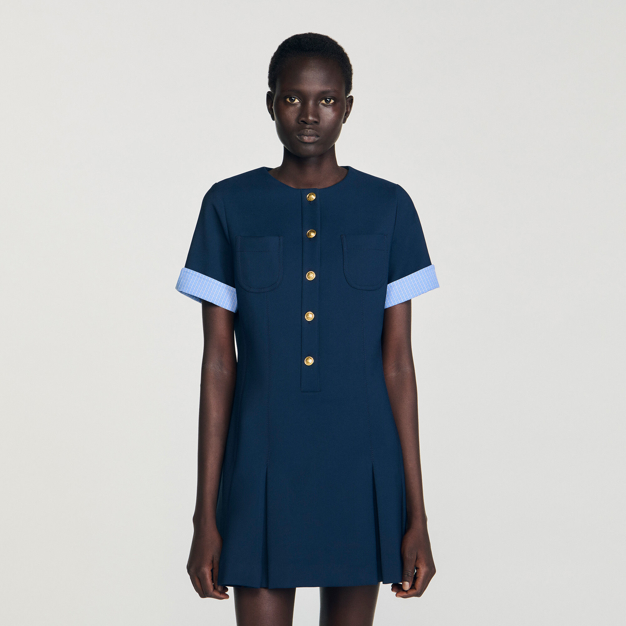 Robe courte plissée