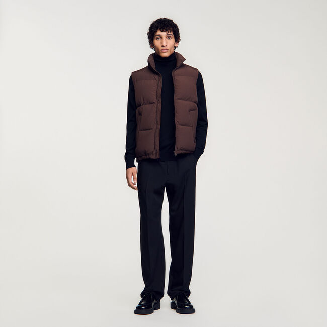 Sleeveless down jacket