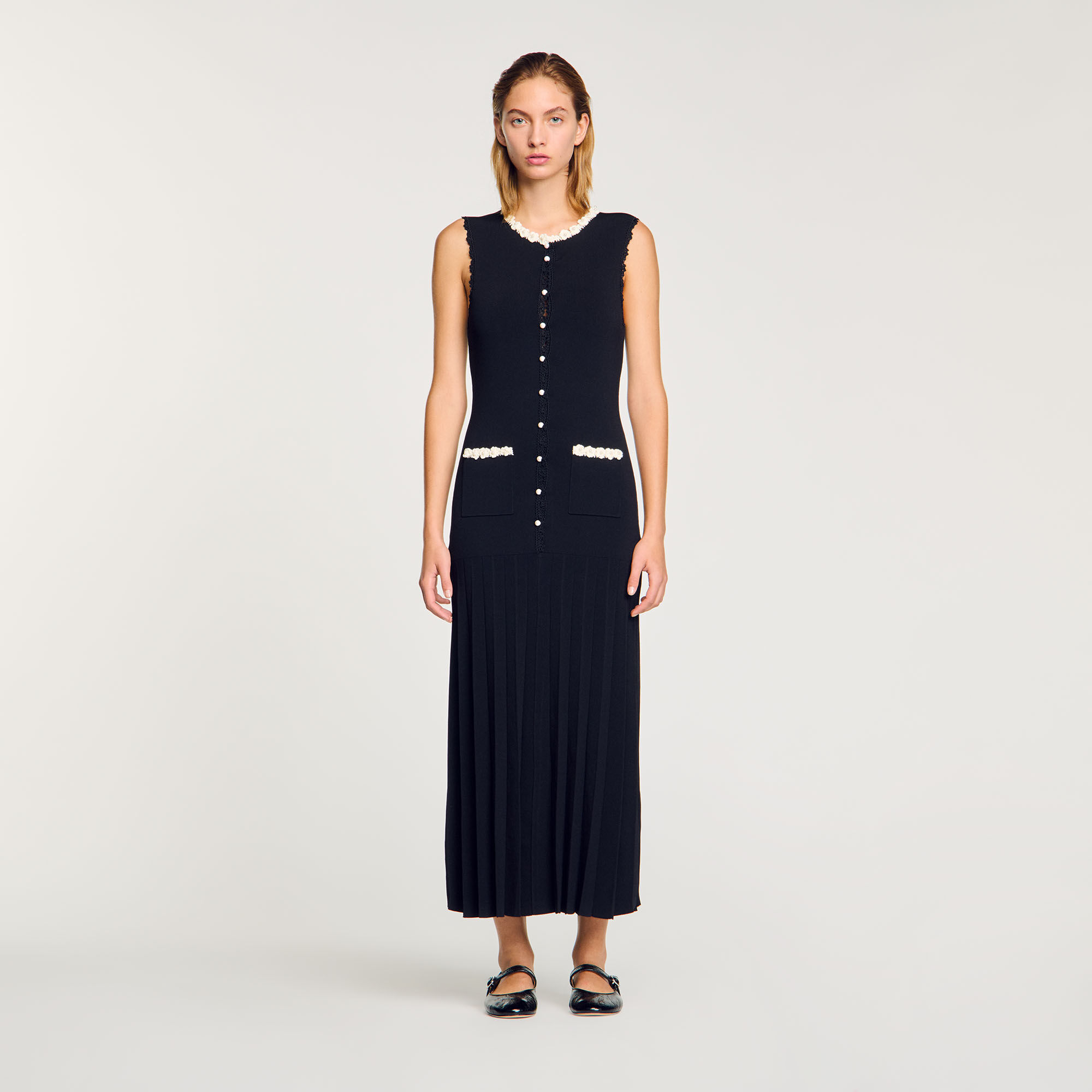 Robe longue à détails crochetés