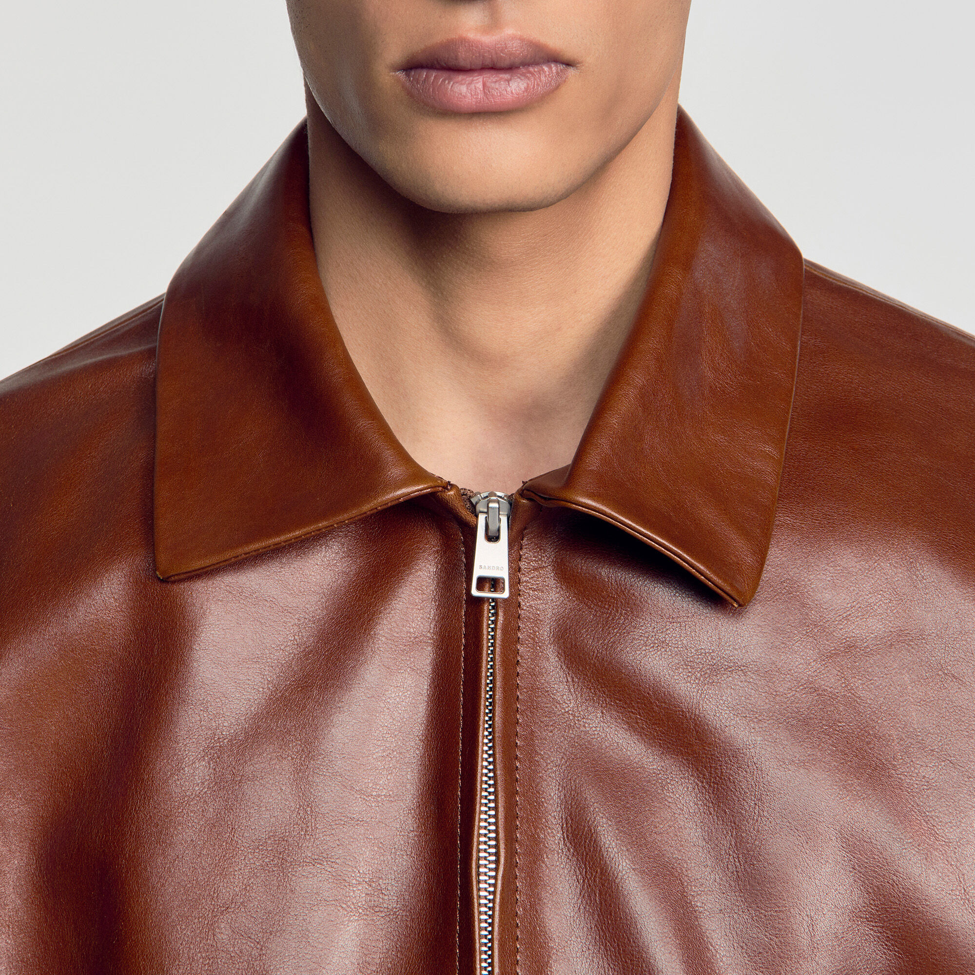 Blouson zipp&eacute; en cuir