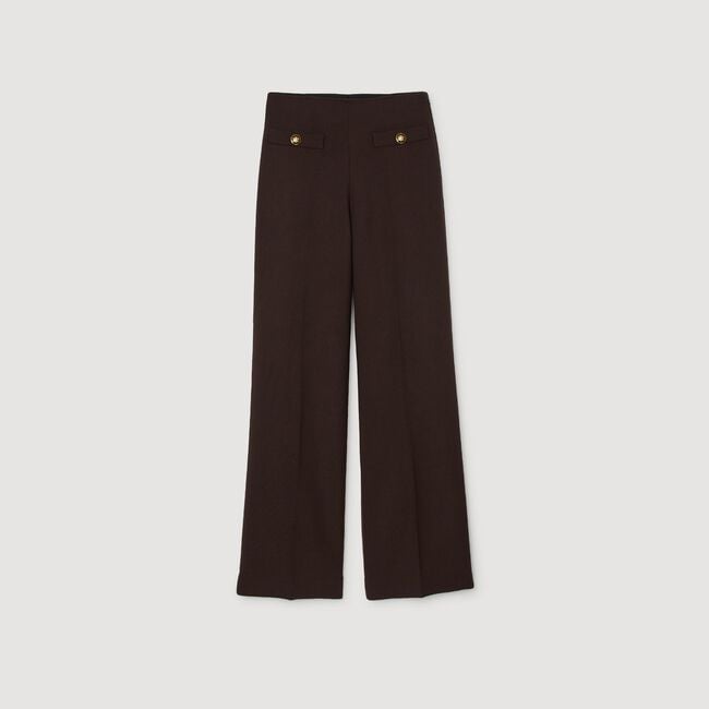Ausgestellte Hose