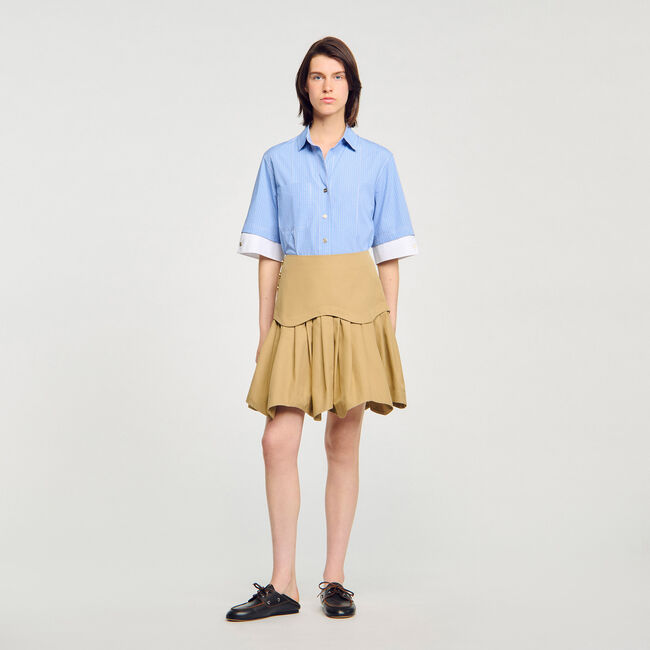 Short ruffled skirt