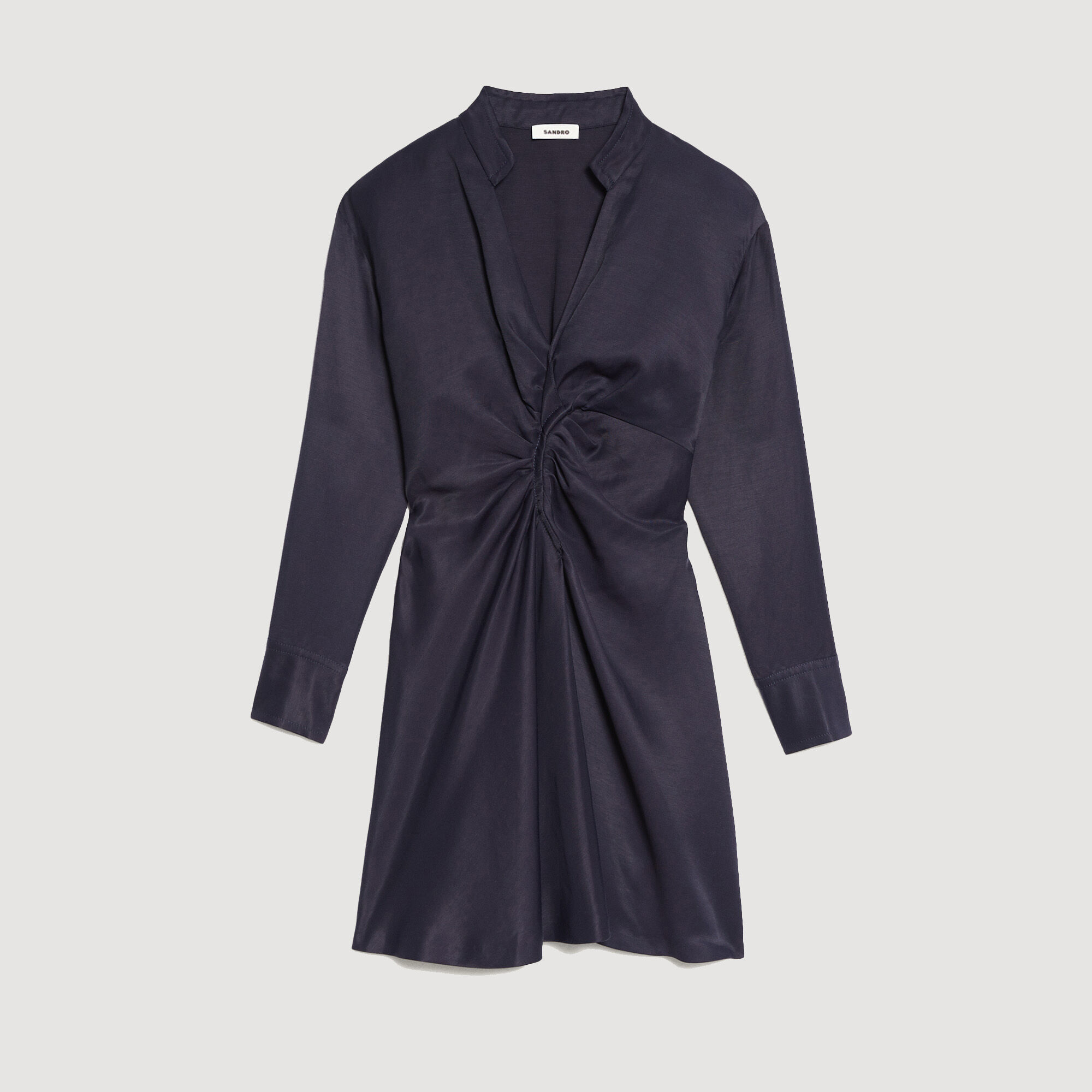 Robe courte à manches longues