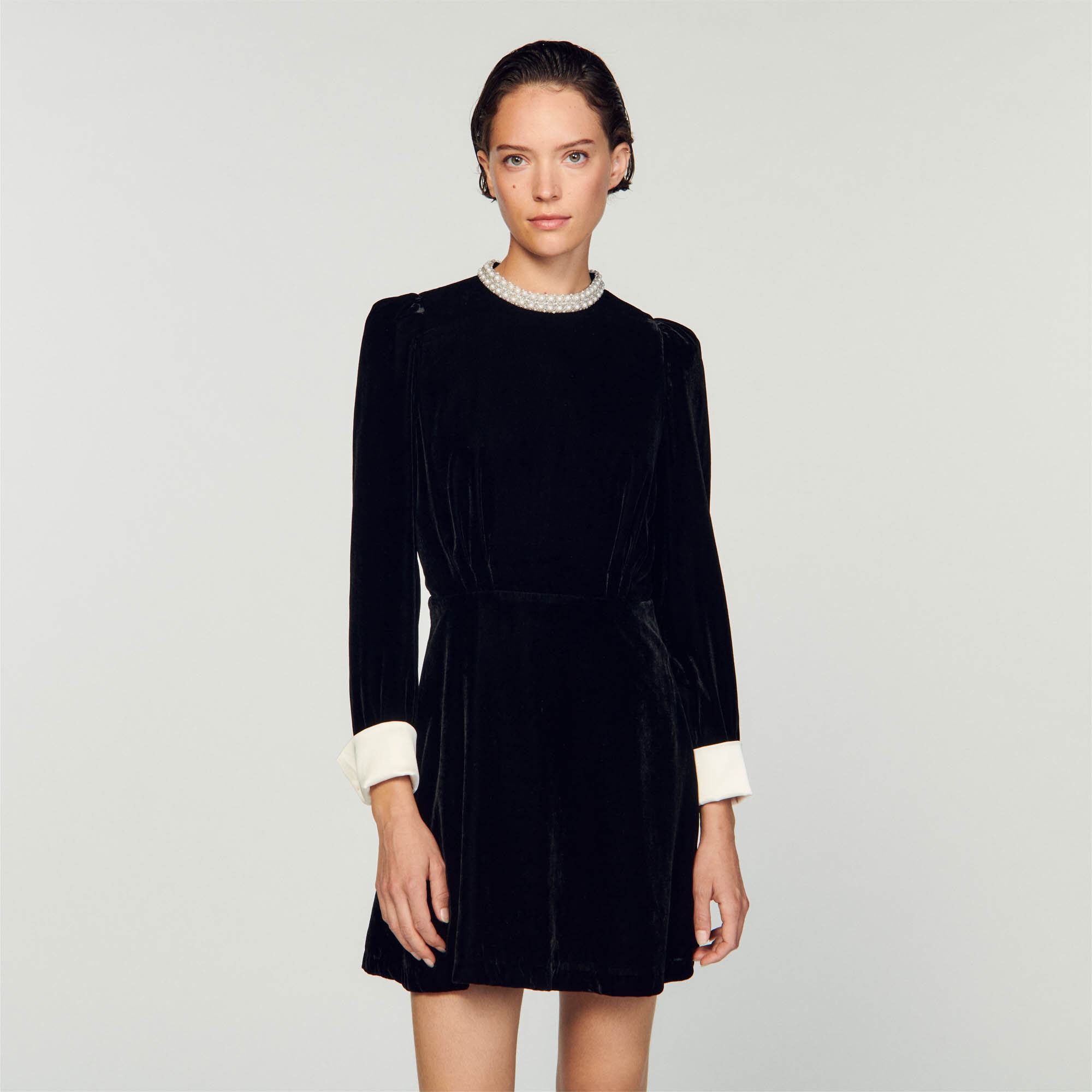 Robe courte noire 2025 femme
